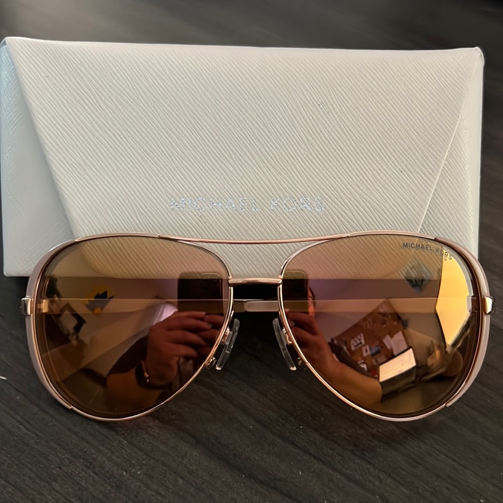 Michael Kors Chelsea Aviator sunglasses in rose gold - Picture 1 of 5